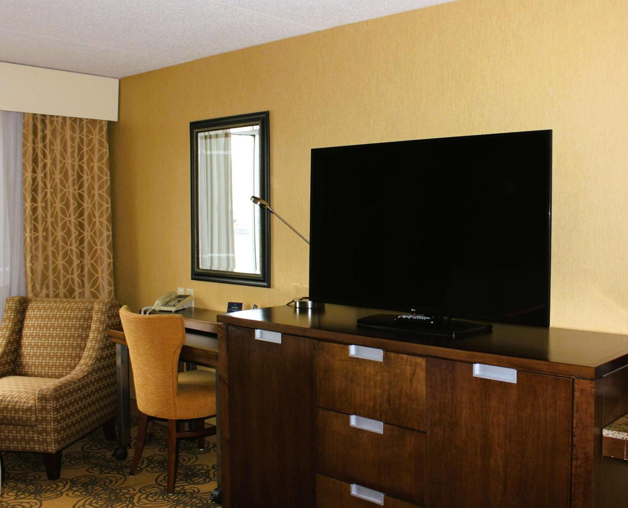 ดับเบิลทรี บาย ฮิลตัน เบย์ ซิตี ริเวอร์ฟรอนต์ Hotel เบย์ซิตี้ ภายนอก รูปภาพ