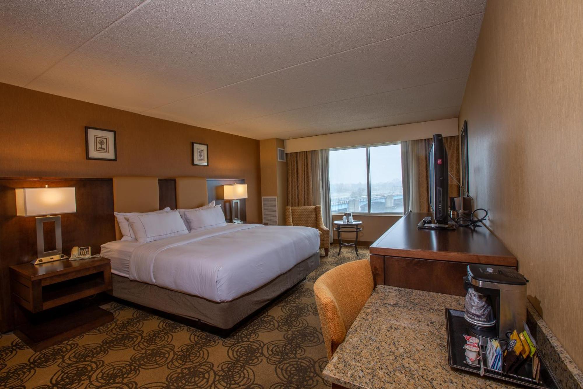 ดับเบิลทรี บาย ฮิลตัน เบย์ ซิตี ริเวอร์ฟรอนต์ Hotel เบย์ซิตี้ ภายนอก รูปภาพ